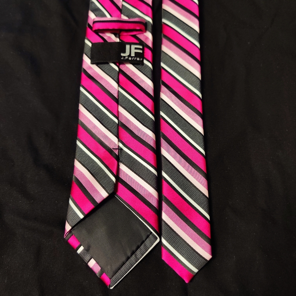 JF Ferrar Tie - Picture 2 of 2